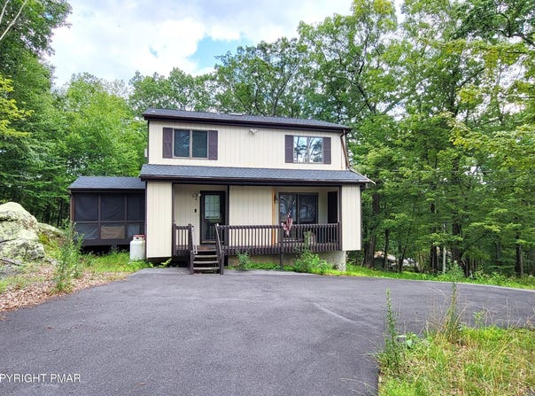 171 Cambridge Court, Bushkill, PA 18324