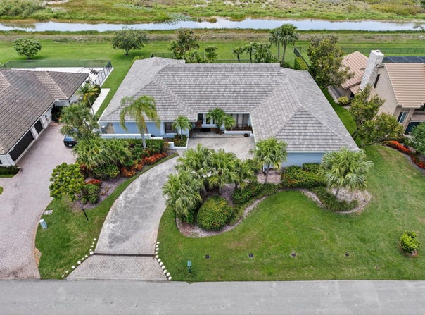 31 Dunbar Road, Palm Beach Gardens, FL 33418