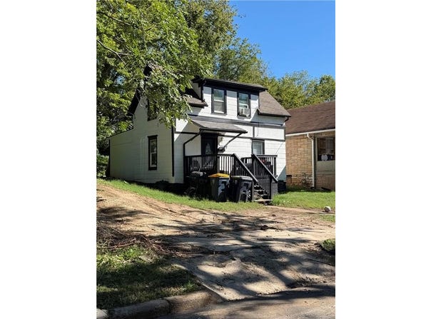 2529 Poplar Avenue, Kansas City, MO 64127