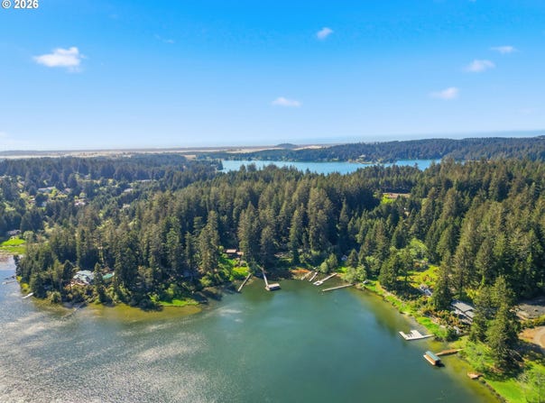 83553 JENSEN Ln, Florence, OR 97439