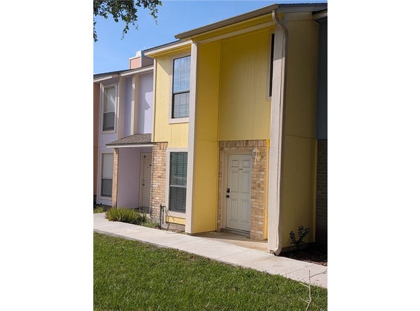 6702 Everhart Road, Corpus Christi, TX 78413