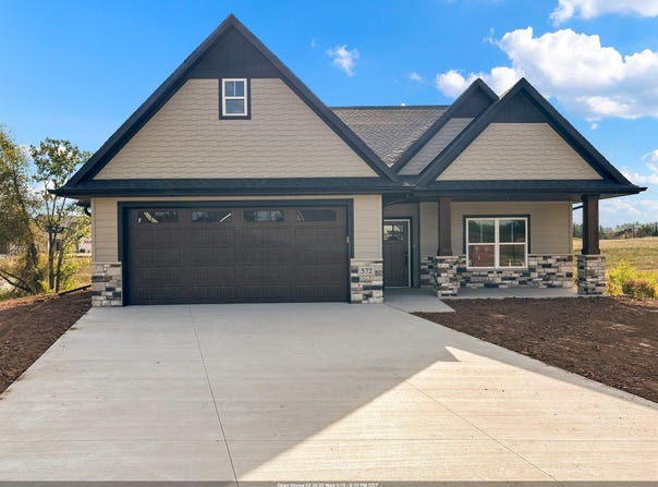 572 LEMERE Court, HOWARD, WI 54313-0000