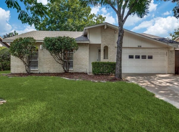 1008 Cross Bend Road, Plano, TX 75023