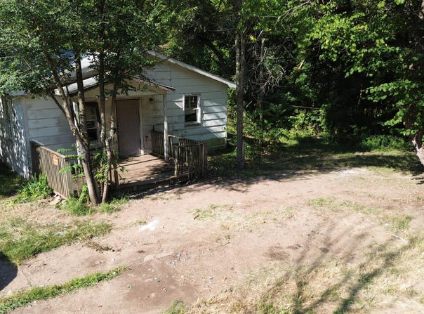 604 S Brookside Avenue, Ash Grove, MO 65604