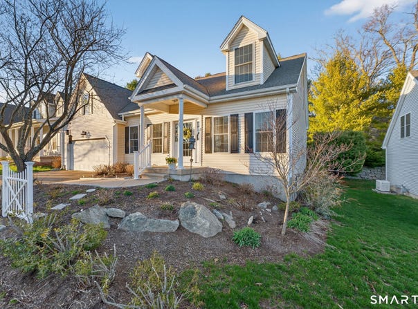 3 Windward Drive, East Lyme, CT 06357