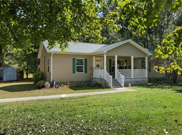 170 Garrett Lane, Thomasville, NC 27360