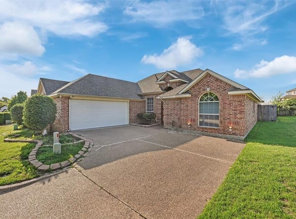 3804 Starr Lane, Arlington, TX 76016