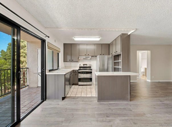 7835 Cowles Mountain Ct, San Diego, CA 92119