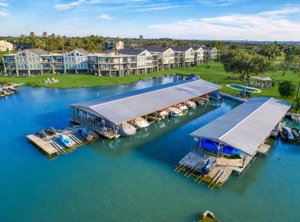 806 Highcrest Unit #19, Granite Shoals, TX 78654