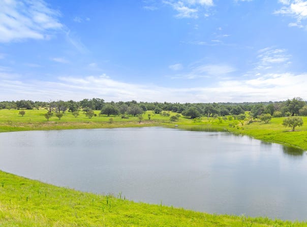 9069-86 RR 1323, Fredericksburg, TX 78624