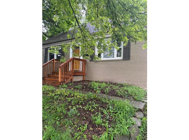 5542 Emerson Avenue, Worthington, OH 43085