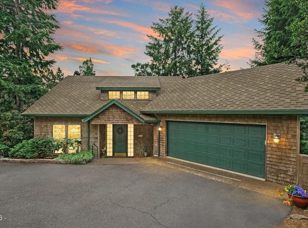 117 Salishan Drive, Gleneden Beach, OR 97388