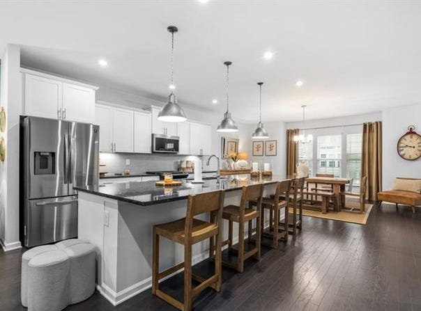 1098 Caruso Drive, Buford, GA 30518