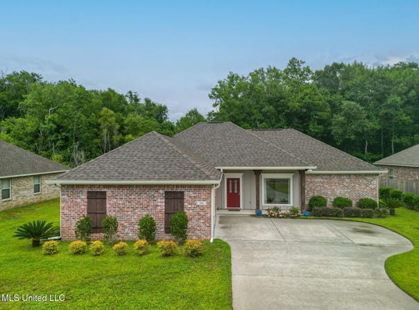 508 Dynsmore Place, Long Beach, MS 39560