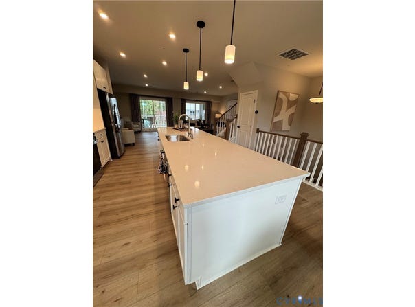 8001 Lake Laurel Ln, Glen Allen, VA 23060