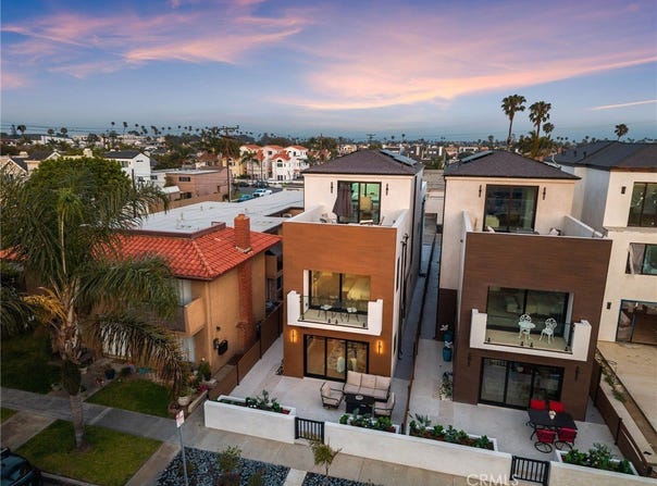 424 20th, Huntington Beach, CA 92648