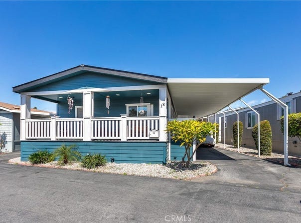 18 Portola, Mission Hills (San Fernando), CA 91345