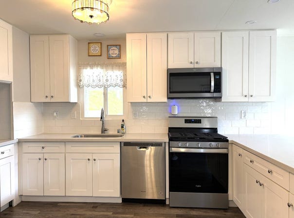 8975 Lawerence Welk Dr, ESCONDIDO, CA 92026