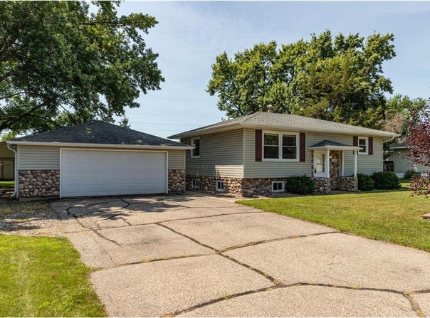 5134 15th Street SE, Marion Twp, MN 55904