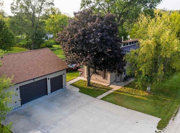 7931 Clark Street, Janesville, IA 50647