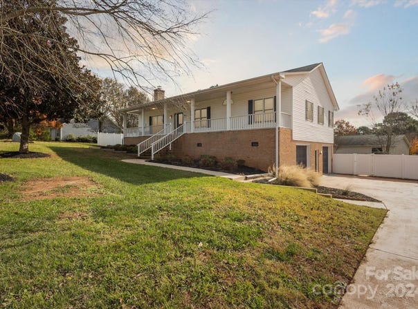 104 Vista Drive, Davidson, NC 28036