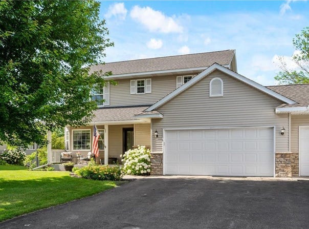 12864 Fondant Trail N, Hugo, MN 55038