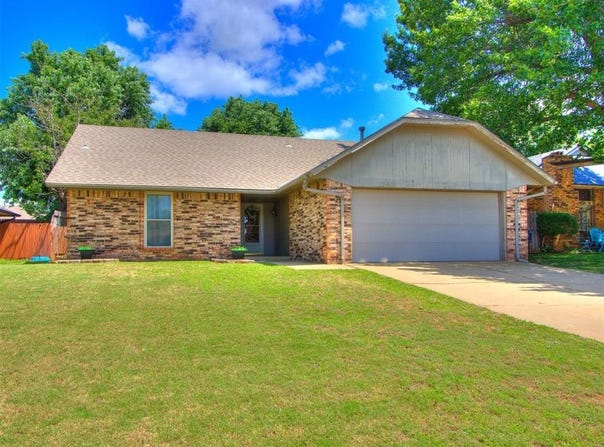 12501 SW 6th Street, Yukon, OK 73099