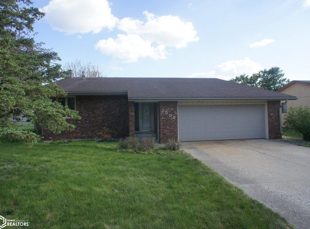 1508 Collins Street, Webster City, IA 50595