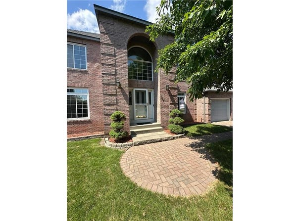 8298 Jody Lane S, Cottage Grove, MN 55016