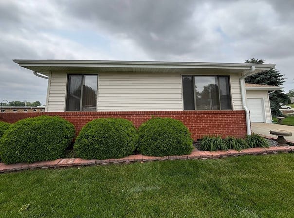 794 Eastview Dr, Wayne, NE 68787