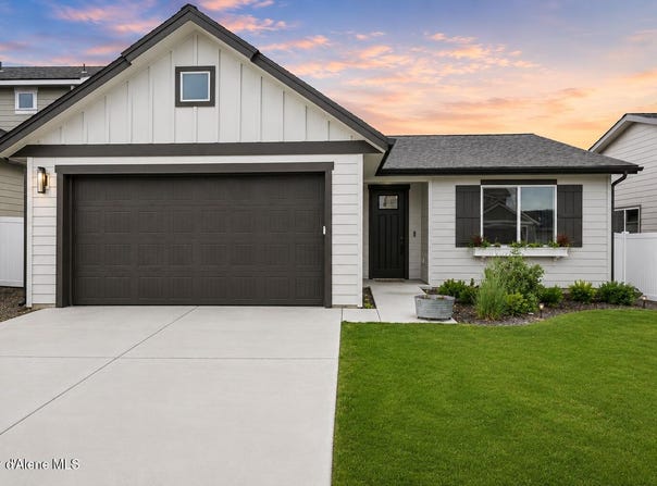 4923 E Dorado Ave, Post Falls, ID 83854