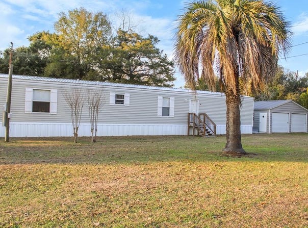 49 Base Street, Midland City, AL 36350