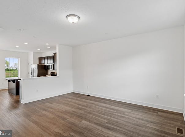 119 HOLSTEIN DRIVE, HANOVER, PA 17331