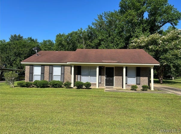 417 York Drive, Selma, AL 36701