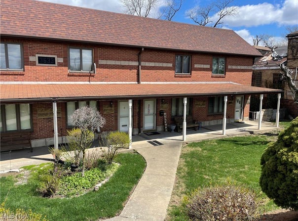 3633 Sunset Blvd., Steubenville, OH 43952