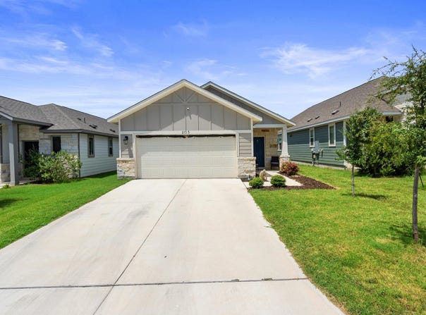 205 Unforgiven LN, Jarrell, TX 76537