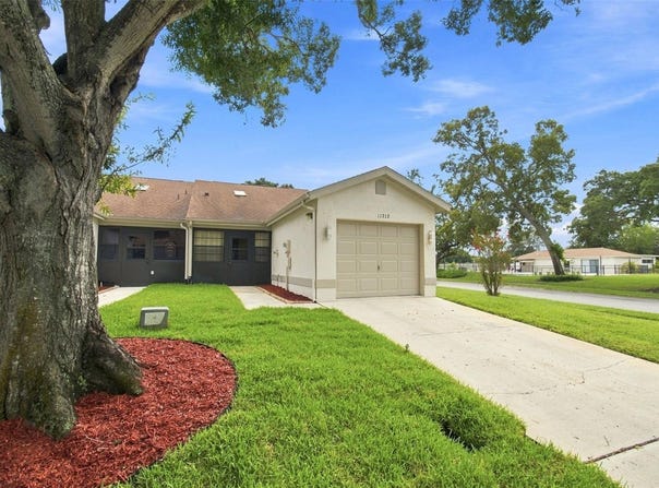 11712 SPRING TREE Lane, PORT RICHEY, FL 34668