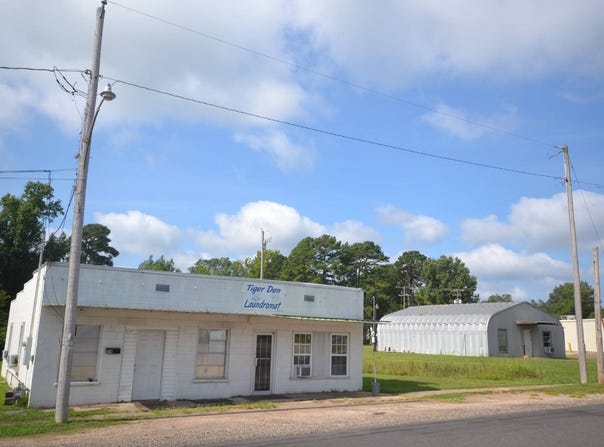 104 Pine Street, Taylor, AR 71861