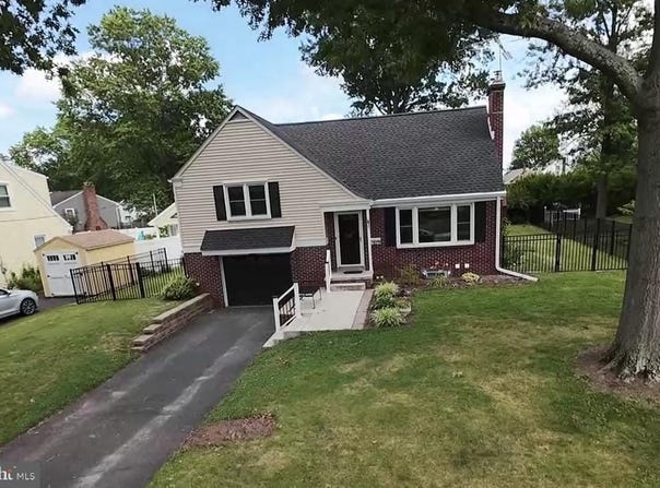 38 HIGHLAND DRIVE, TELFORD, PA 18969