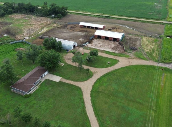 27907 435th Ave., Freeman, SD 57029