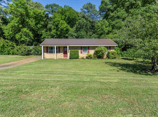 209 MEADOWGREEN DRIVE, MONTEVALLO, AL 35115