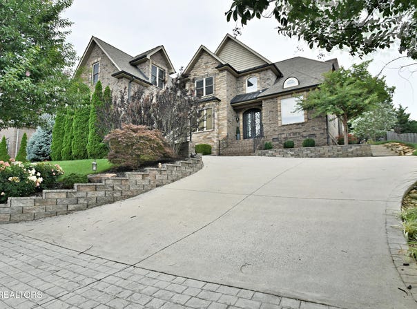 11957 Lakehurst Lane, Knoxville, TN 37934