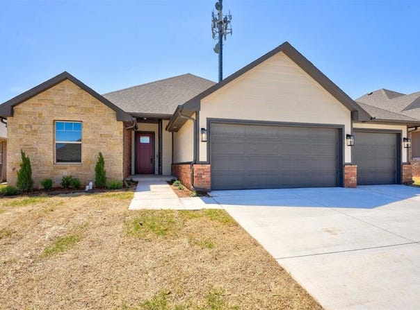 3014 Hollow Crest Lane, Norman, OK 73071