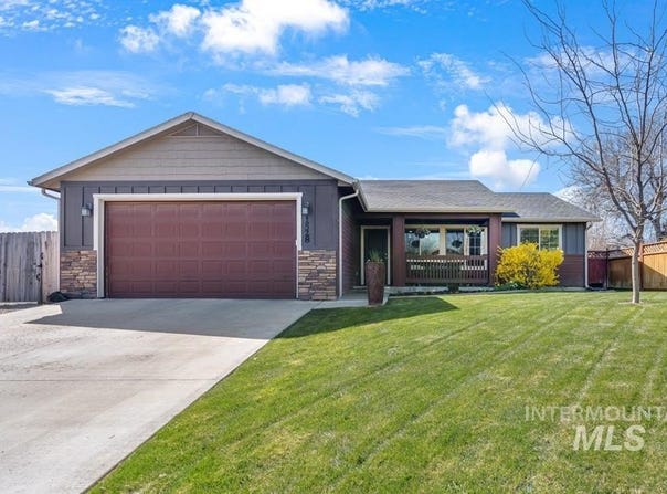 1528 NW 4th Avenue, Ontario, OR 97914