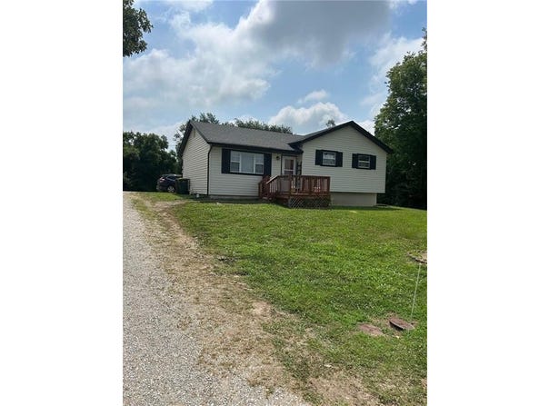 901-903 S Main Street, Lansing, KS 66043