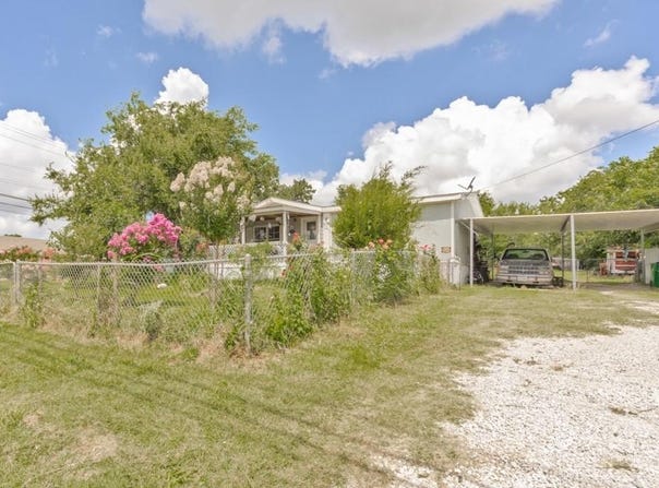 308 S Mill Street, Bowie, TX 76230