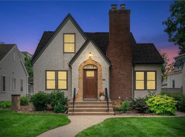 2078 Highland Parkway, Saint Paul, MN 55116