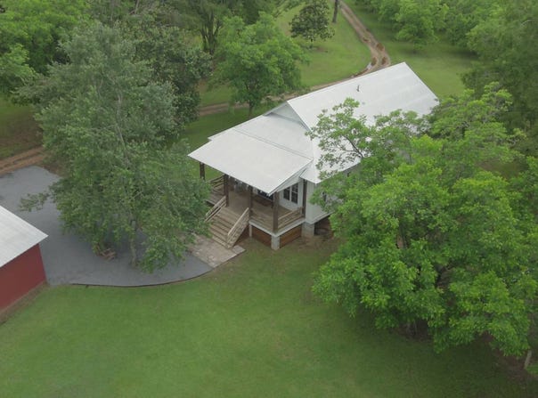 56 Adams Dr, Mangham, LA 71259