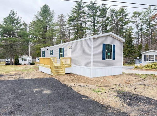 9 Stagecoach, Old Orchard Beach, ME 04064