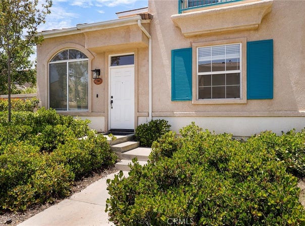 27861 Crown Court Circle, Valencia, CA 91354